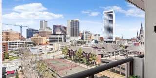 410 W 7th Street unit: 1023 Gallery 27