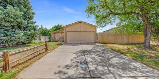 Cozy, Remodeled Gem with Spacious Backyard – Your Perfect Rental Home! Gallery 1