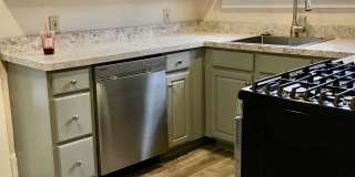 1101 West 4th Street Gallery 5