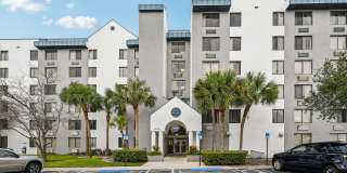 Uptown 22 Uptown 22 Gallery 1