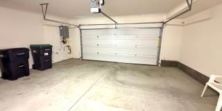 Almost BRAND NEW end unit Townhome in Winchester for Rent Gallery 16