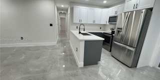 1270 NE 207th Ter Gallery 5