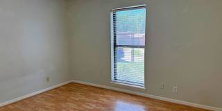 4 Bed, 2 Bath Home on Cul-de-sac Gallery 25