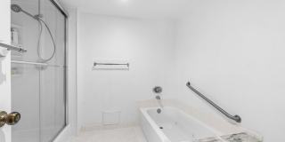 27 Southport Lane Gallery 23
