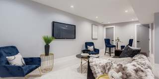 6540 S Ingleside Avenue Gallery 15