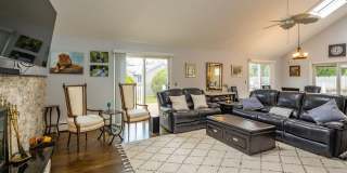 15 Pin Oak Lane Gallery 6