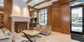 10 E Delaware Place unit: 14A Gallery 3