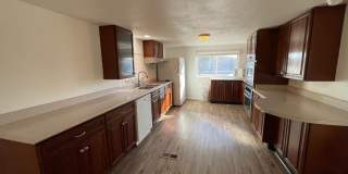 3722 N S Dakota Avenue Gallery 7