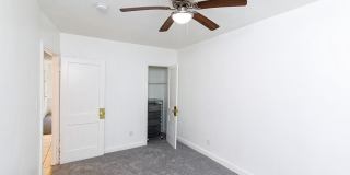 430 MELLON Street SE Gallery 14