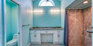 911 SW 3rd Avenue Gallery 27