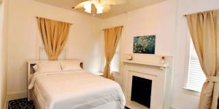 Spacious and fully furnished Victorian beauty Gallery 7