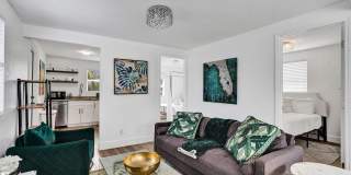 311 SE 3rd Avenue Gallery 17