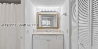 1145 N Shannon Gallery 17