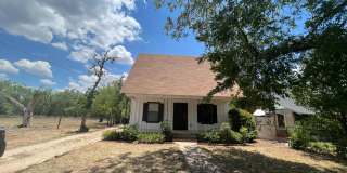 Cute 3-bedroom, 2-bath Gallery 3