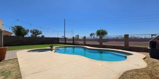 Fantastic Garden Lakes Home with PRIVATE POOL! Fantastic Garden Lakes Home with PRIVATE POOL! Gallery 1