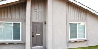 La Veta (802-806) East Gallery 1