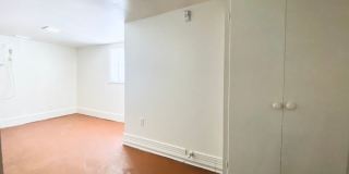 Unique Basement Unit in a Triplex- 309 E. 32nd- Available for July! Gallery 11