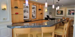 Short term ONLY luxury 2/2 condo in the heart of downtown Sarasota Gallery 33