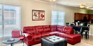 2105 Main Gallery 3