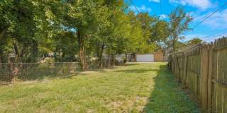 Move-In Ready 3-Bedroom Home with Updated Kitchen & Central A/C Gallery 28