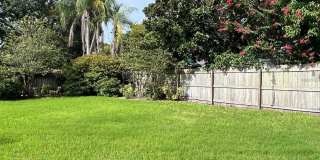 2715 MONTAGUE COURT E Gallery 51