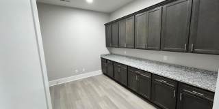 140 E Professional Park Court Gallery 8