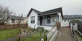 1321 SE Mill St Gallery 1