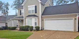 Beautiful 4BD home w/ 2 car garage great neighborhood in Holly Springs! Gallery 1