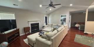 3 Bed 2 Bath Single  Family Home in OGDEN/Murrayville Gallery 8