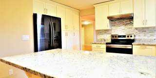Must see!!! Updated Rambler on Glencoe Community Gallery 7