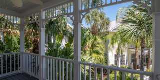 947 HEMINGWAY CIRCLE Gallery 32