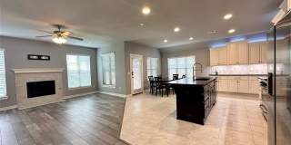 1419 W Boston Place Gallery 3