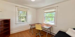 811 Forest Glen Road Gallery 22