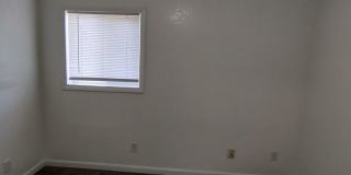 3 Bedroom 1 Bath House Gallery 6