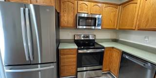 3 Bedroom Home available w/fenced yard Gallery 15