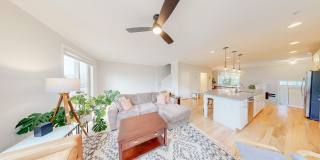 End Unit Brick TH 3 BED + 4.5 BA Roof top Deck Gallery 4