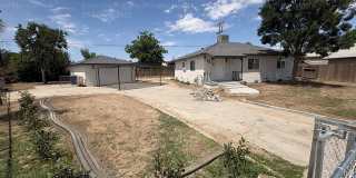 Remodeled 3-bedroom, 2-bath home near Ming Ave/ S. H St Gallery 4