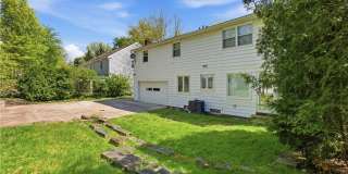 2056 Laurel Hill Drive Gallery 39