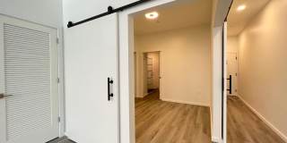 725 W Pratt Gallery 50