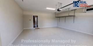 4 BD/3.5 BA plus Bonus Room with Open Floorplan and Fenced Back Yard Gallery 10