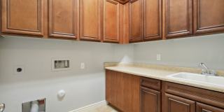 4 Bedroom + Den Single Family in Peoria Gallery 7