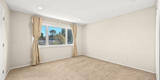 12110 Bowmore Gallery 17