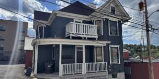 Prime College Location! 124 Fayette - 5 Bedroom Home Gallery 1