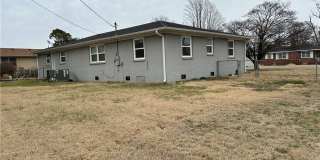 301 Crestview Drive Gallery 34