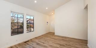 Spacious Mesa Condo with Full Two Car Attached Garage! Pet Friendly! Gallery 11