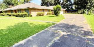 New Price!!! Newly Renovated 3BR/2.5 BA home Gallery 11