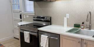 Fully Furnished & Newly Renovated 2 Bedroom Convenient to Moses Cone Hospital - Flexible Lease Terms Available! Gallery 6