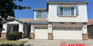 Spacious 5 Bedroom, 3 Bathroom Home with Pool in Northwest Bakersfield Spacious 5 Bedroom, 3 Bathroom Home with Pool in Northwest Bakersfield Gallery 1
