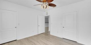 106 SW Peacock Boulevard Gallery 12