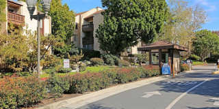 Beautiful 1 bed 3rd floor (top) condo in lakeside community in Culver City Gallery 16